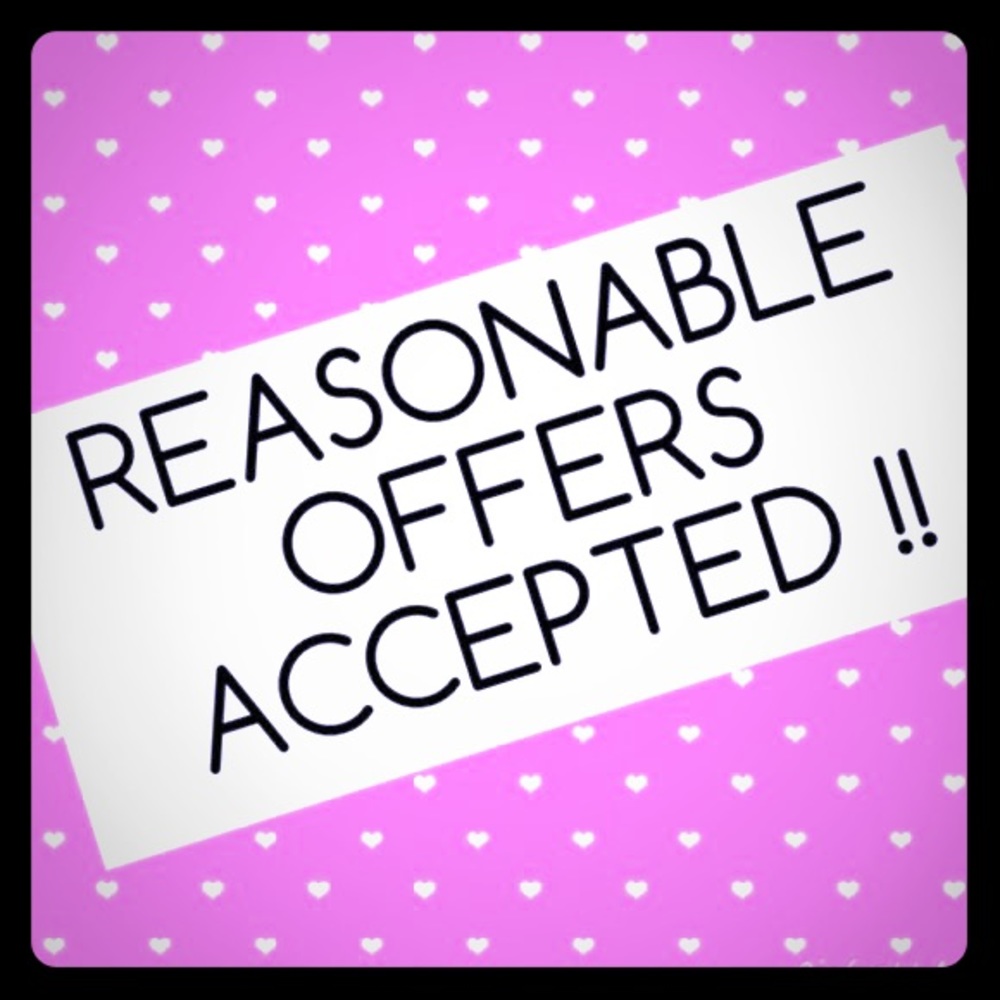 Like it ❤️? Make an offer 🥰 let’s negotiate👍🏻